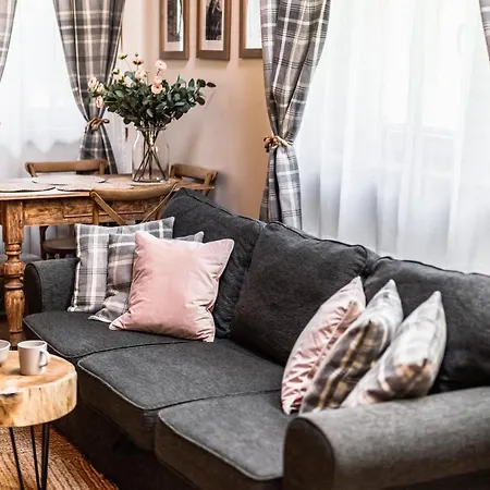 Apartment Zakopianska Antresola